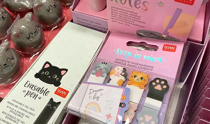 Kattiga prylar till kattälskaren