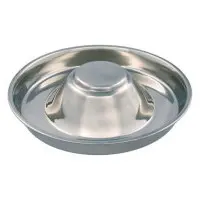 Kattunge matskål och valpbar