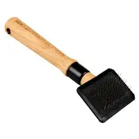 Karda Arthur med böjda piggar